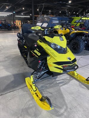 2022 Ski-Doo Renegade X-RS 850
