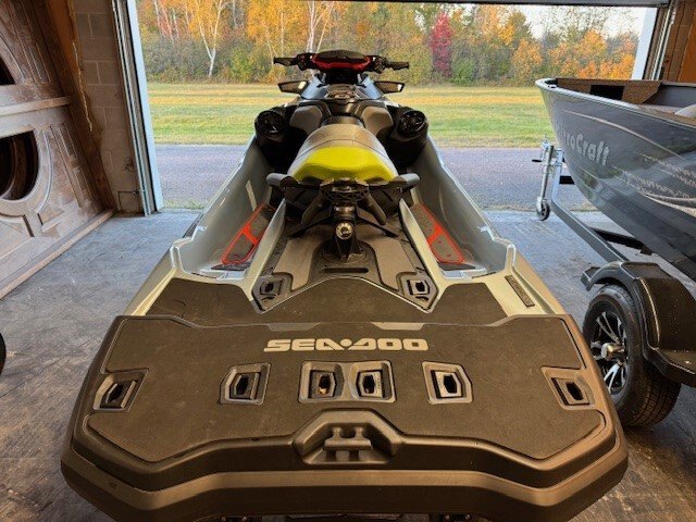 2024 Sea Doo RXT X 325 DEMO