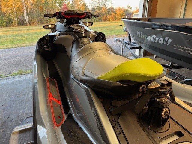 2024 Sea Doo RXT X 325 DEMO