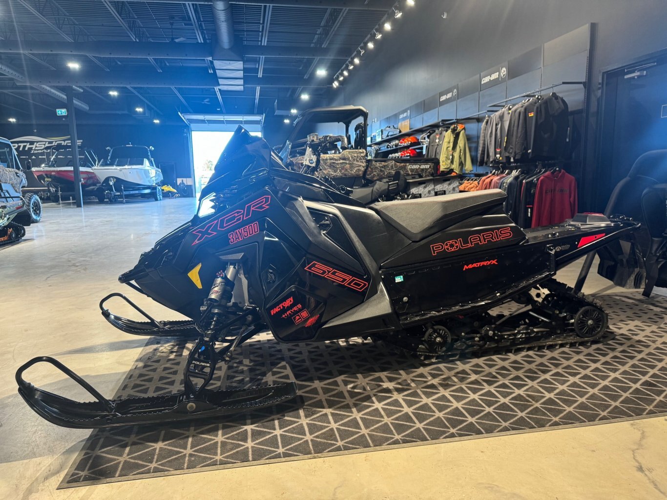 2023 Polaris XCR 128 650