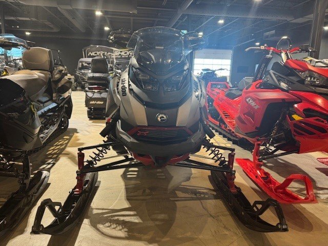 2023 Ski Doo Renegade XRS 850 W/ Touchscreen