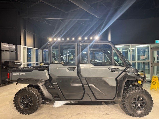 2024 Can Am Defender Max LTD Cab HD10