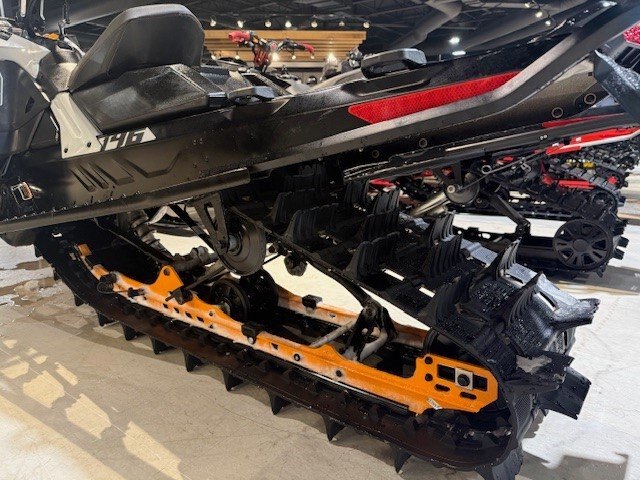 2022 Ski Doo Summit SP 146 850