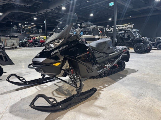 2022 Ski Doo Renegade X 850