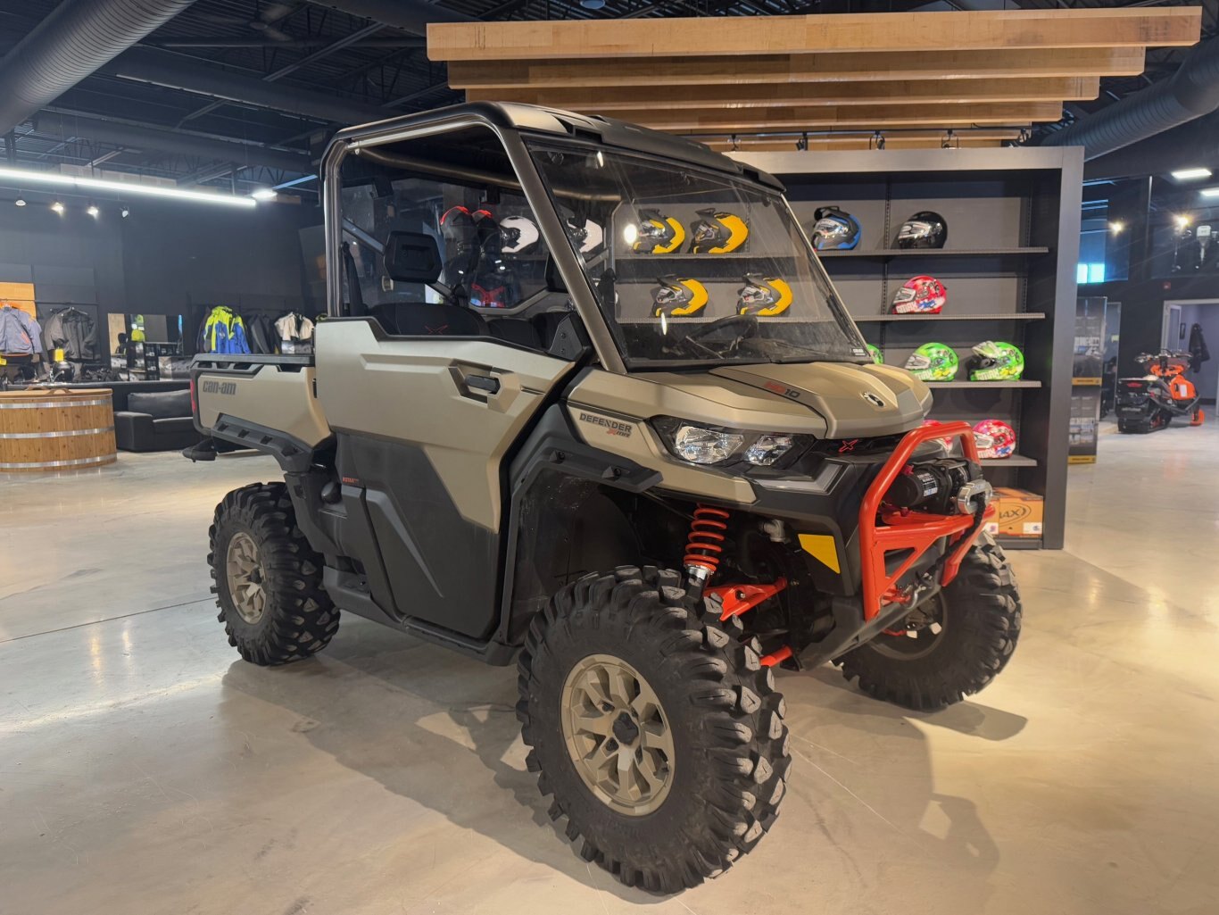 2023 Can-Am Defender XMR HD10 with half doors