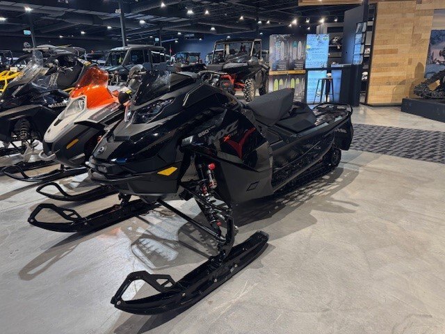 2024 Ski Doo MXZ XRS 850 E TEC W/ Touchscreen