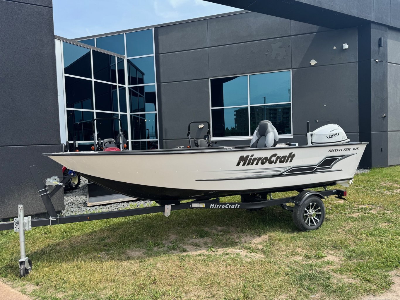 2025 Mirrocraft Outfitter 145T with Yamaha F25LWTHC2