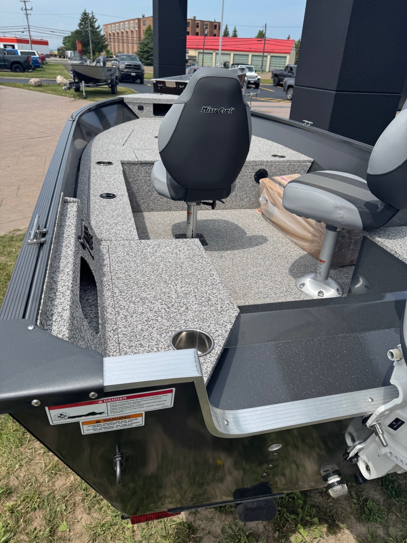 2025 Mirrocraft Outfitter 145T with Yamaha F25LWTHC2