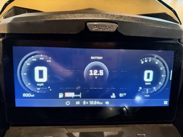 2025 Ski Doo MXZ XRS 850 W/Touchscreen