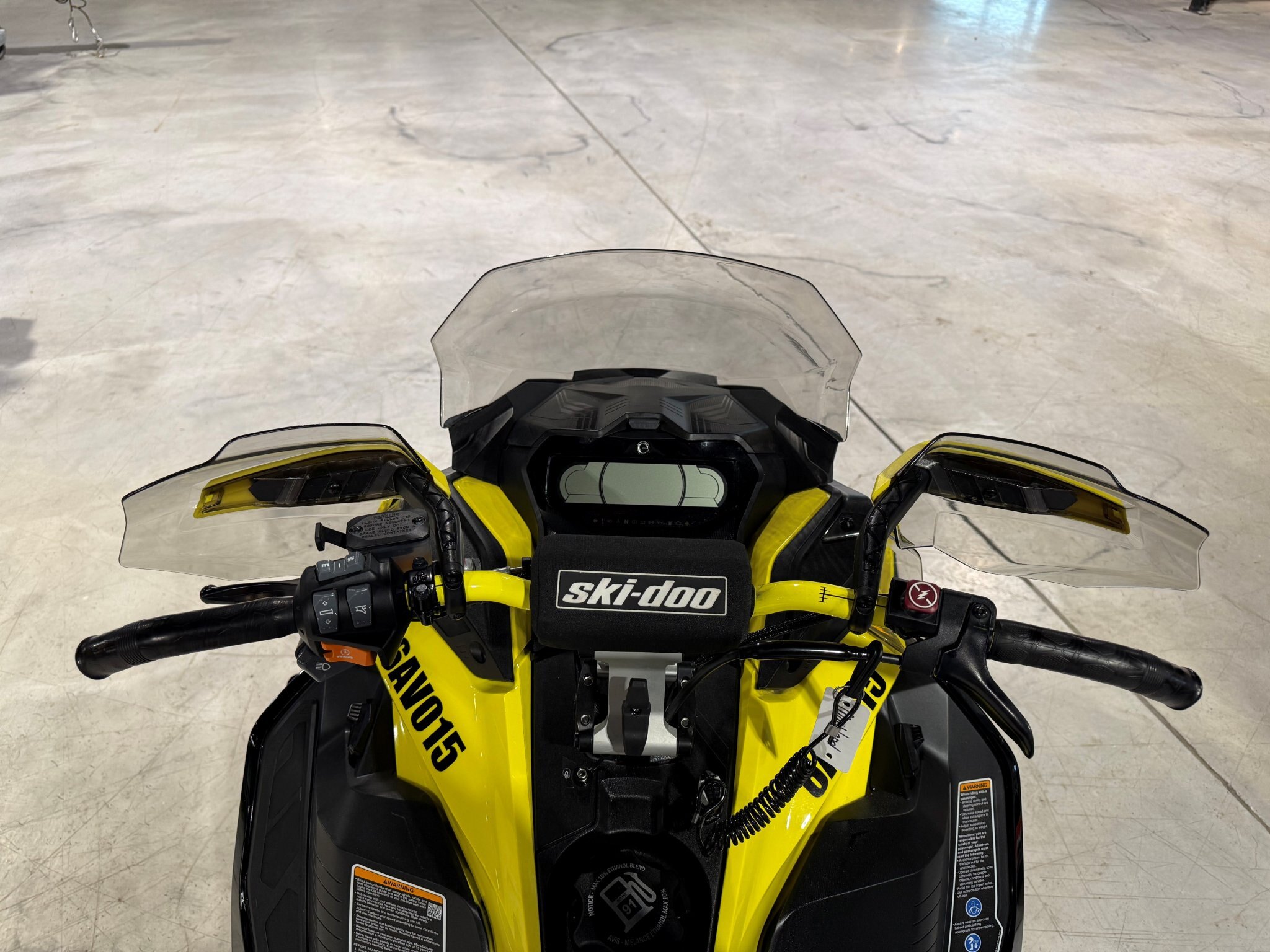 2022 Ski Doo Renegade X 850 E TEC