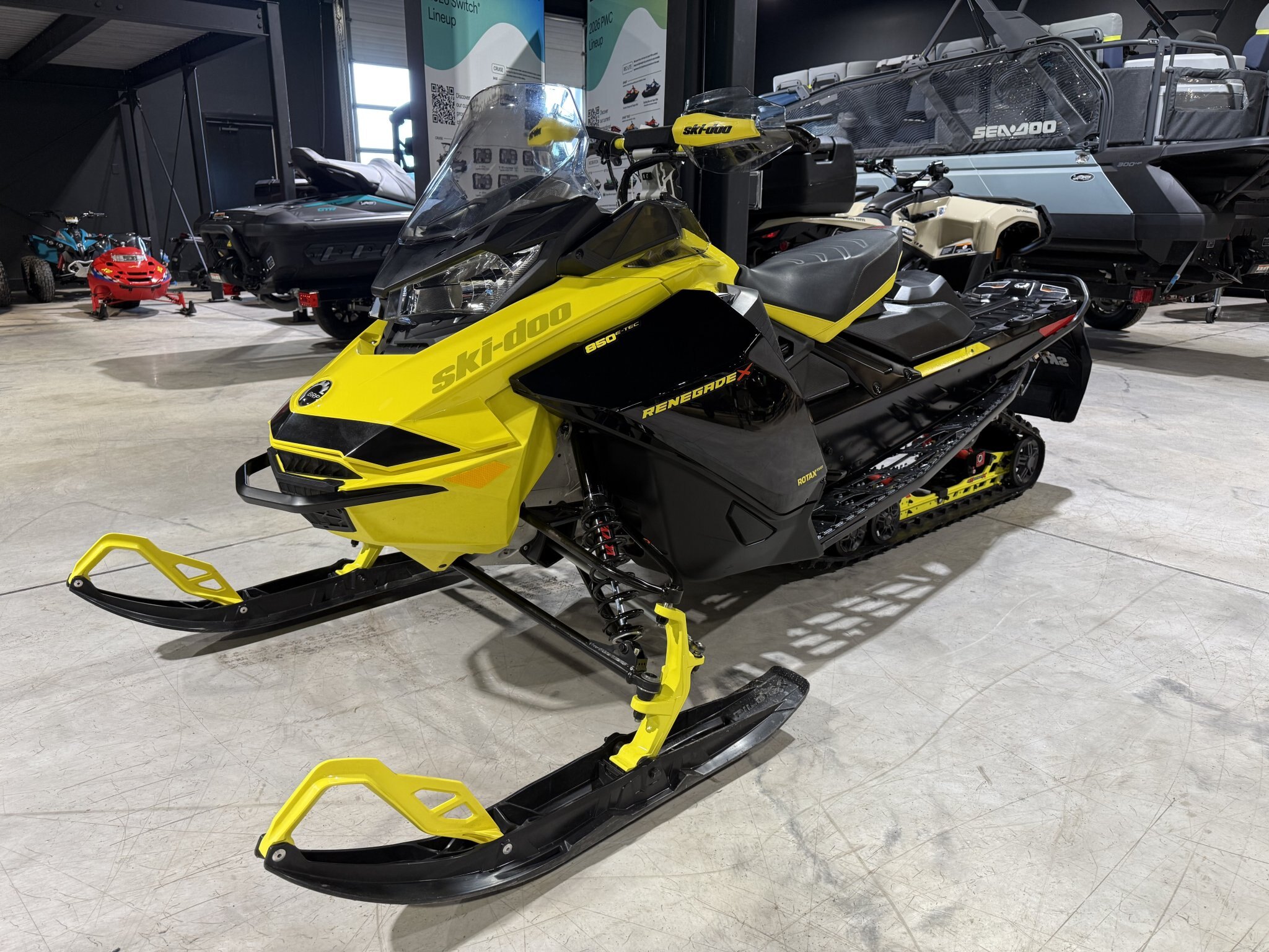 2022 Ski Doo Renegade X 850 E TEC