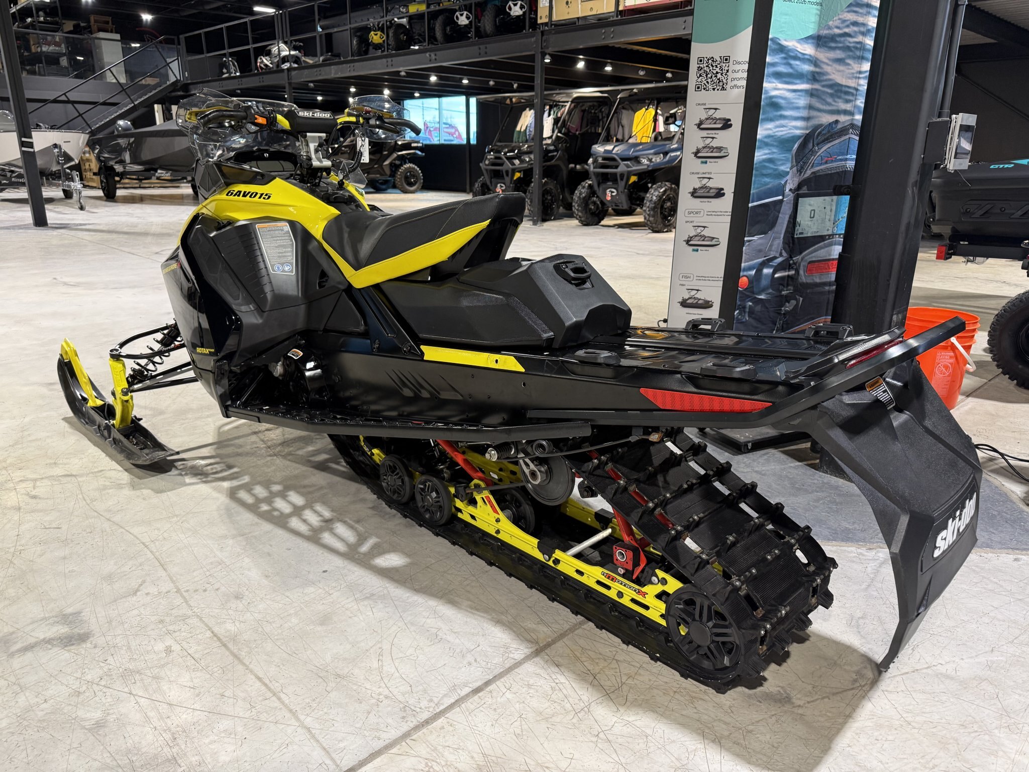 2022 Ski Doo Renegade X 850 E TEC