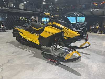 2025 Renegade XRS 900 Turbo R with Smart shox & 10.25 screen
