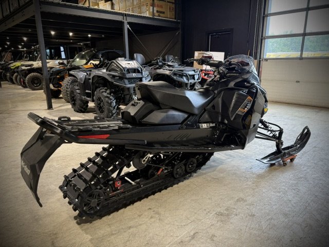 2023 Ski Doo Renegade X 850 E TEC