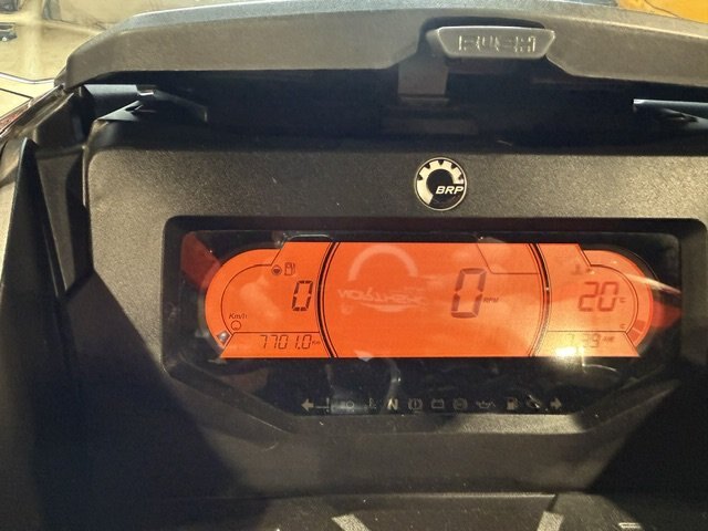 2023 Ski Doo Renegade X 850 E TEC