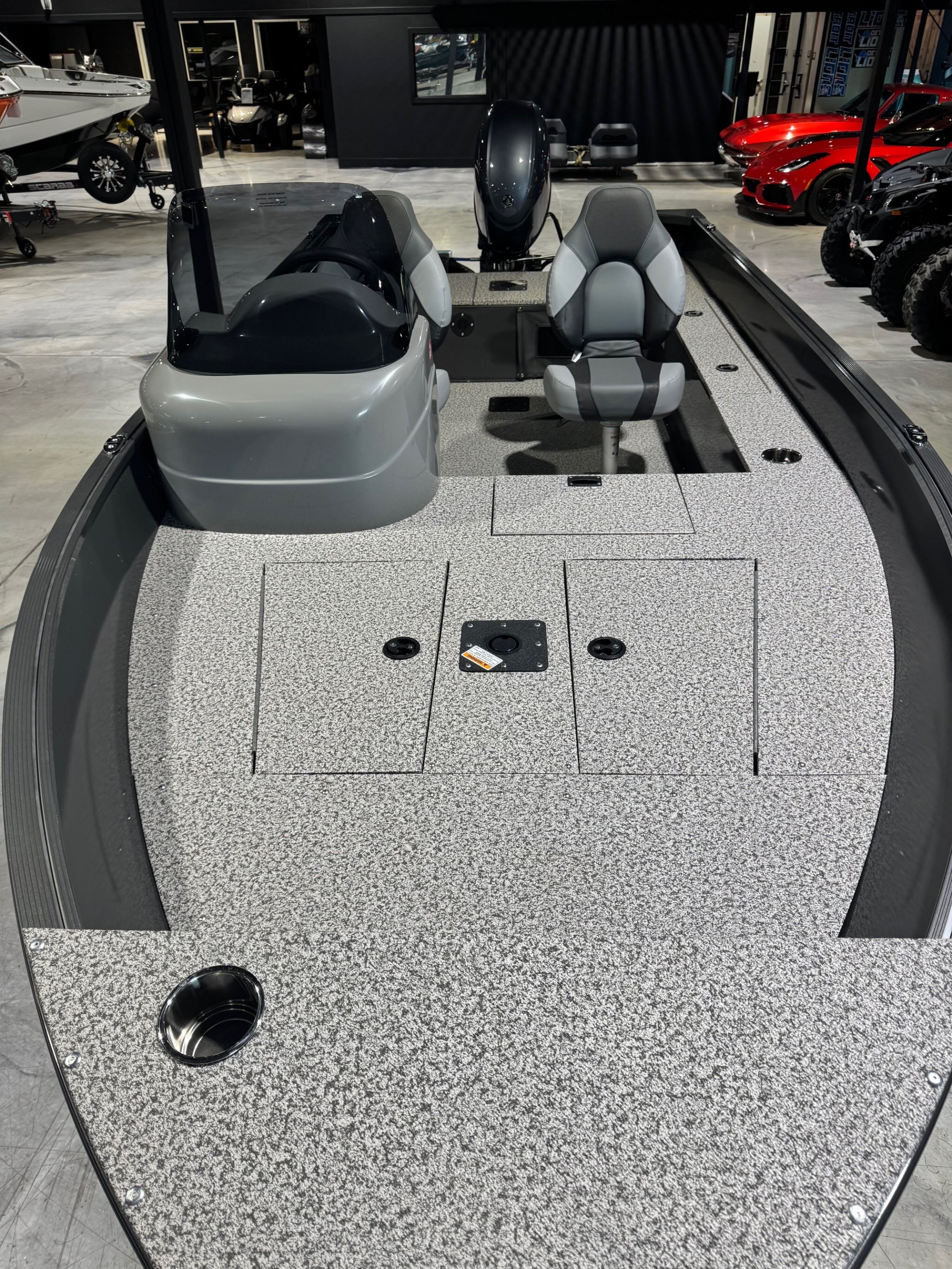2026 Mirrocraft Outfitter 167SC