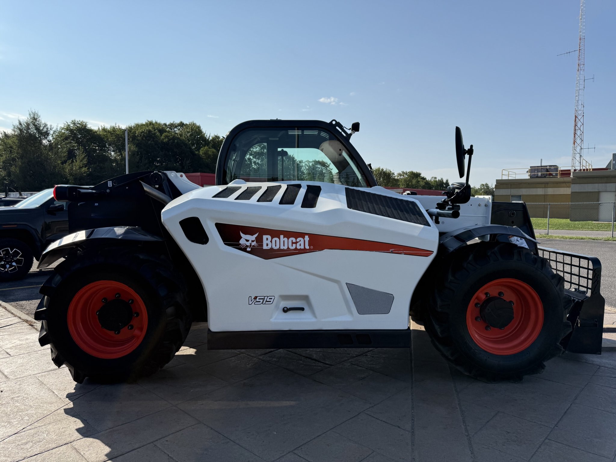 2021 Bobcat TL519 Telehandler