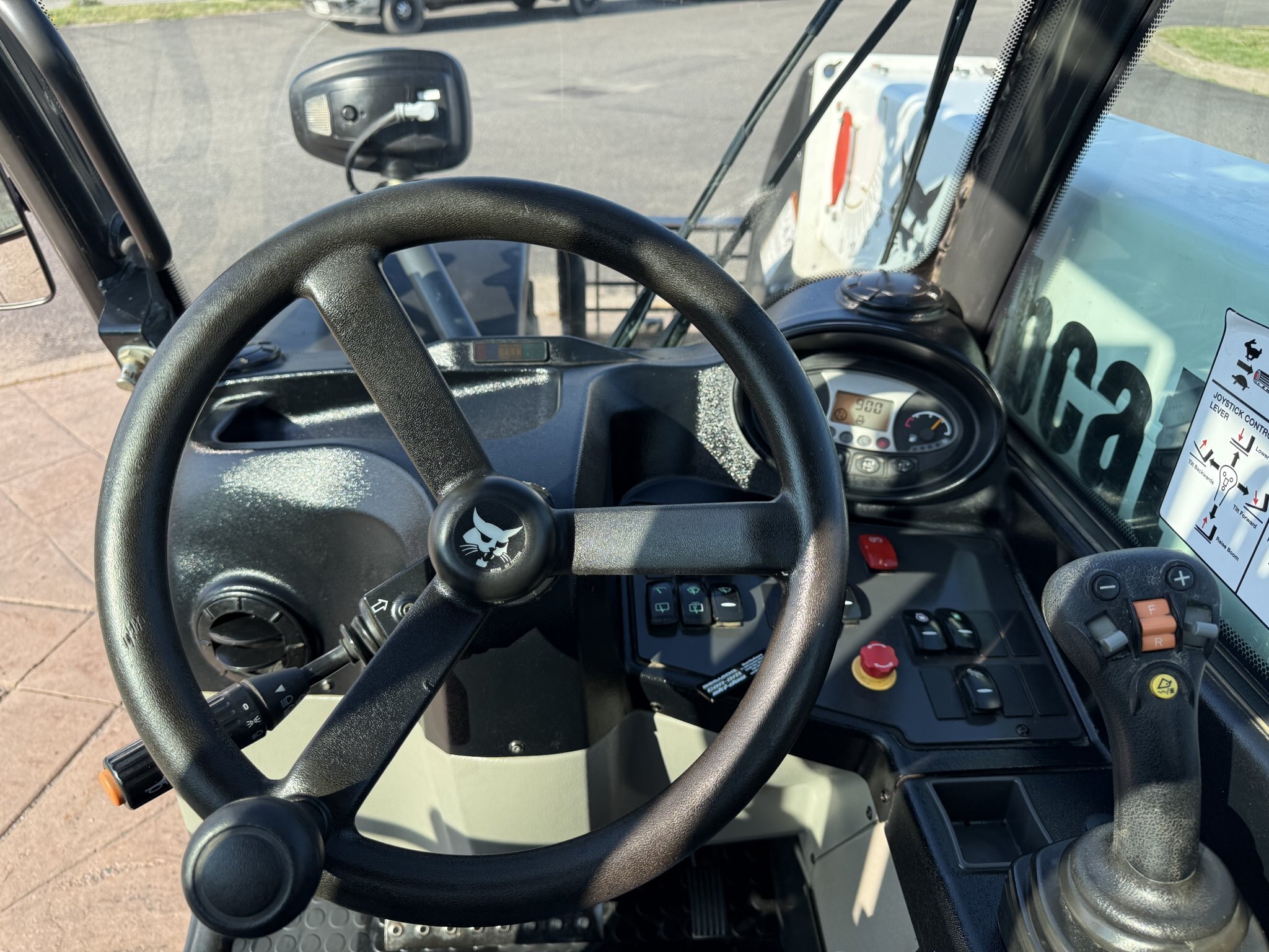 2021 Bobcat TL519 Telehandler