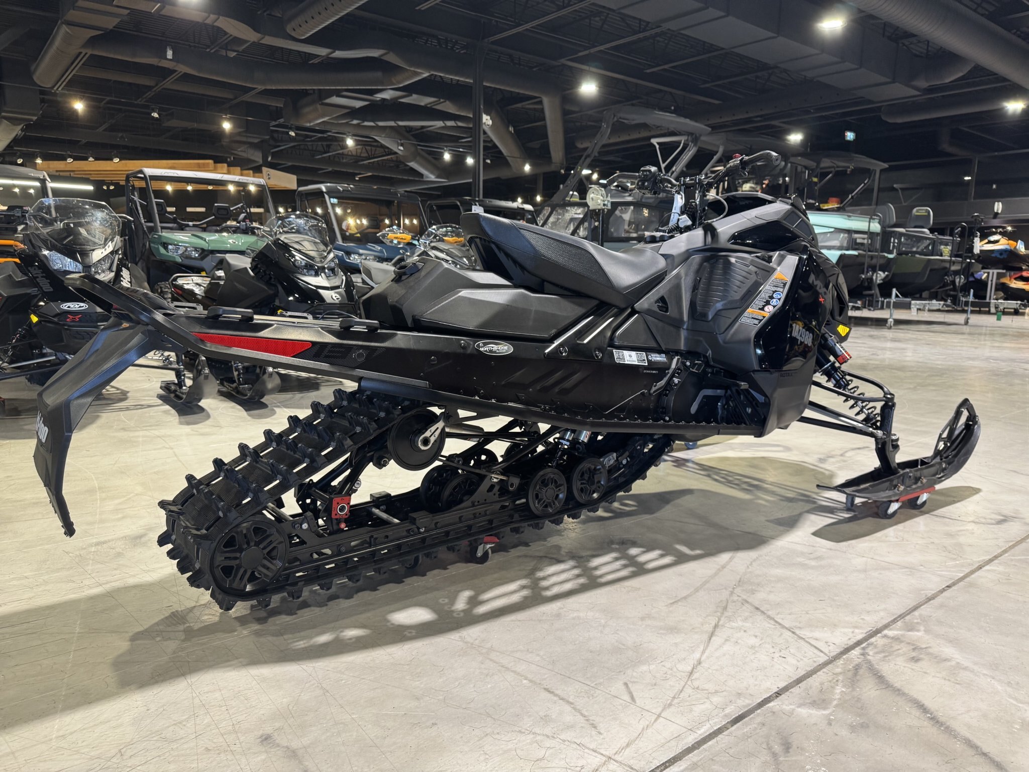 2024 Ski Doo MXZ XRS 137 850 Smart Shocks 10.25 Screen