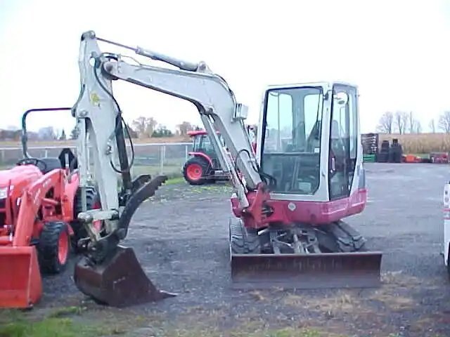 0 Takeuchi TB235