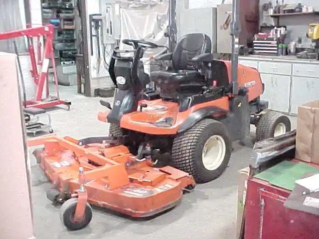 2016 Kubota F2690