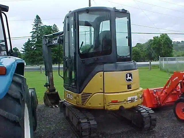 2010 John Deere 27D