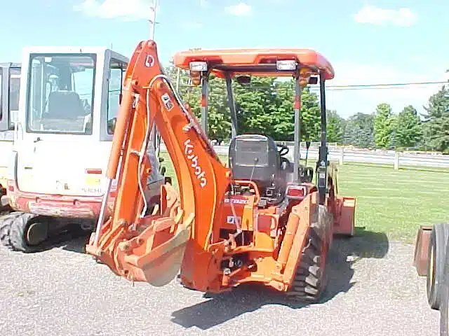 2021 Kubota B26TLB