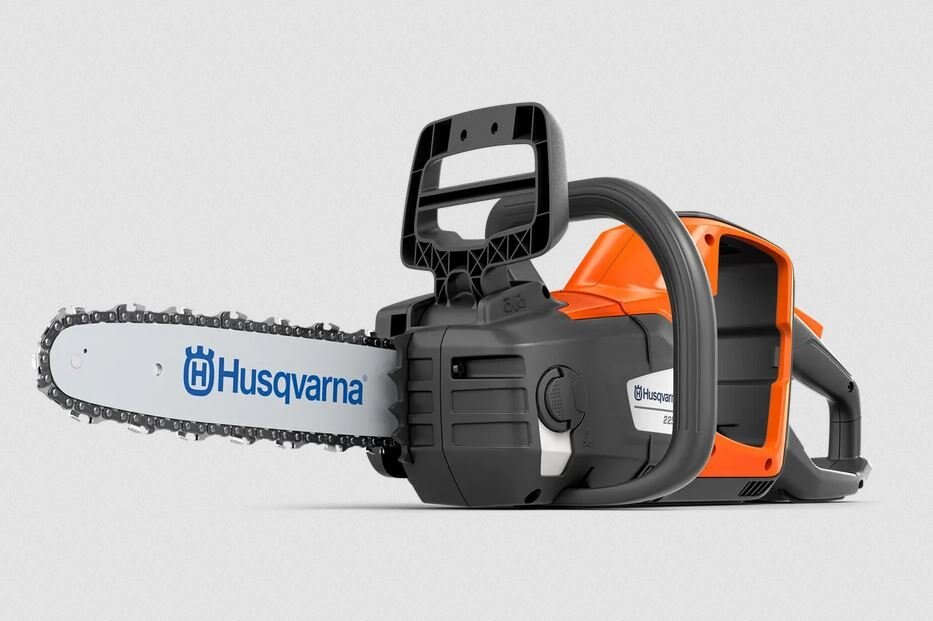 HUSQVARNA Power Axe 225i (tool only)