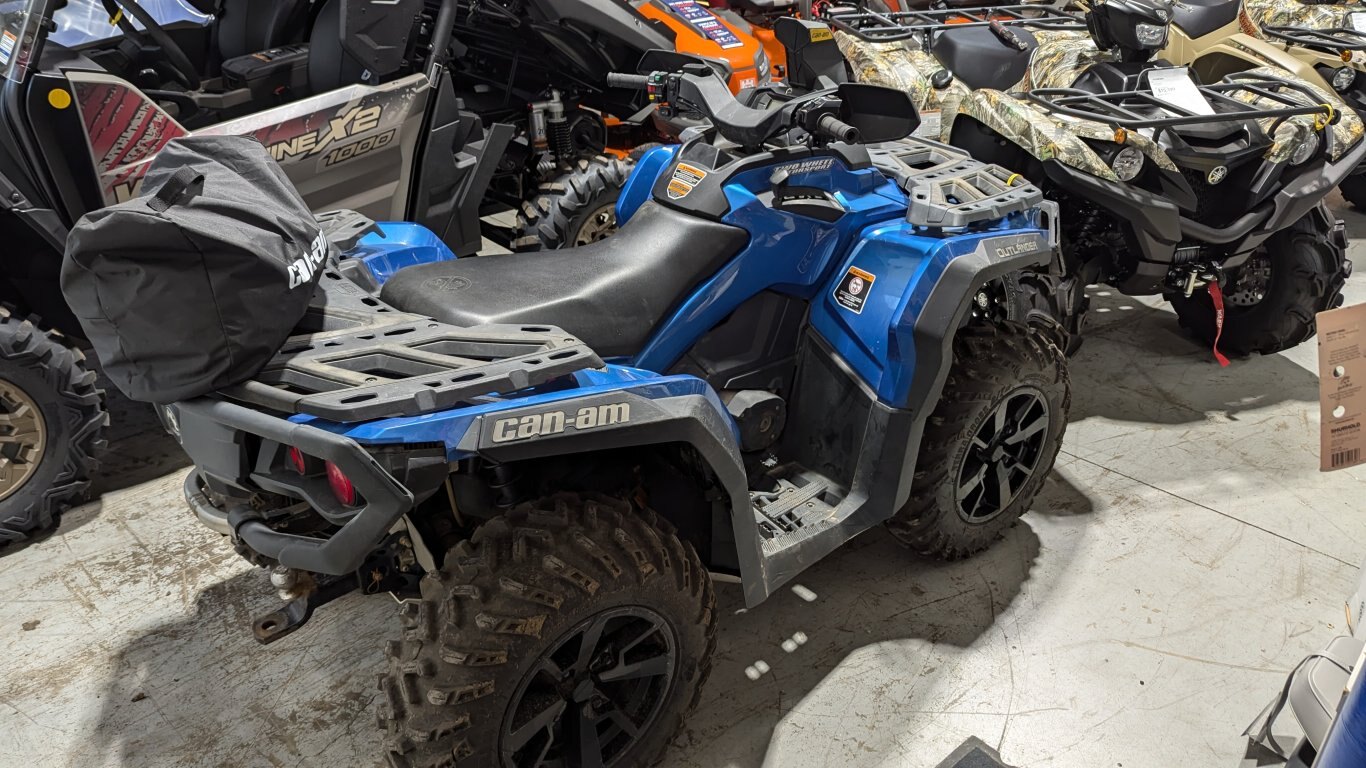 2022 Can Am Outlander XT 850 oxford blue