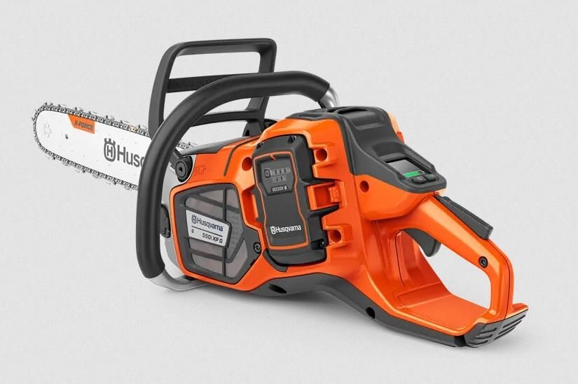 HUSQVARNA 550i XP® with battery and charger 16