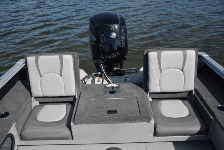 2026 Smoker Craft Adventurer 210 GLS Sport Red