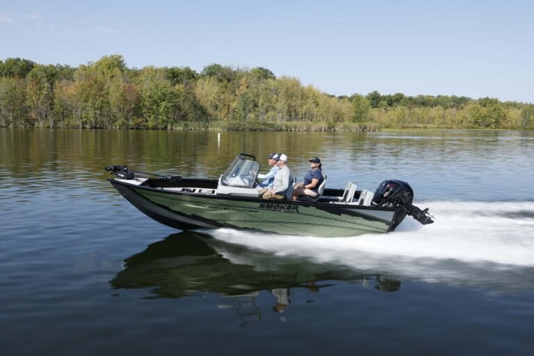 2026 Smoker Craft Excursion 166 SC Pro Red