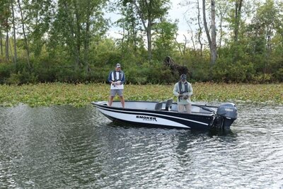 2026 Smoker Craft Pro Lodge 160 Red