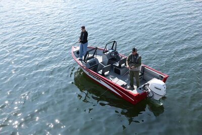 2026 Smoker Craft Pro Tracer 162 Black