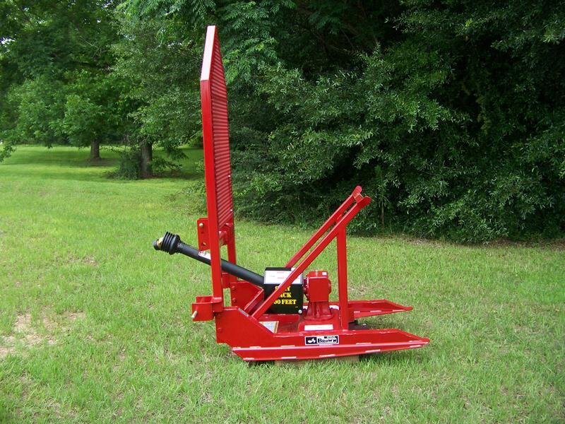 Brown TREE SAW 3 Pt. HITCH TS100