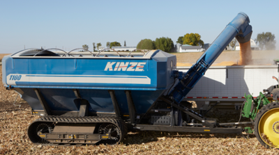 Kinze 1100 Grain Carts