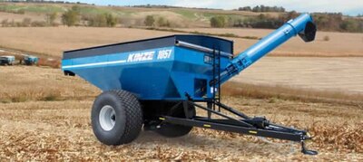 Kinze 1051 Grain Cart