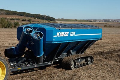 Kinze - 1205 Dual Auger Cart