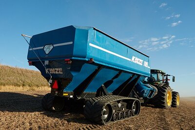 Kinze - 1105 Dual Auger Cart