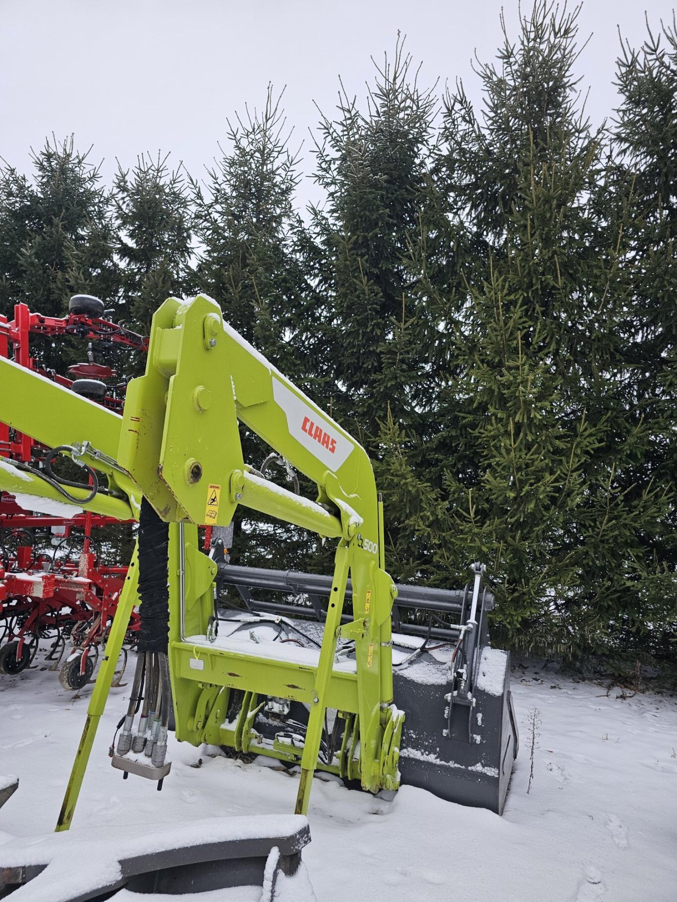 2022 CLAAS CL500 LOADER