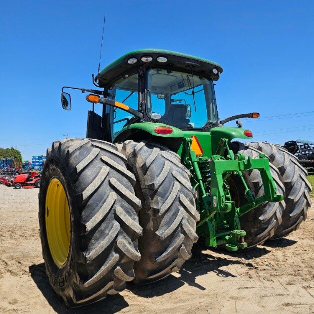 2014 John Deere 7270R