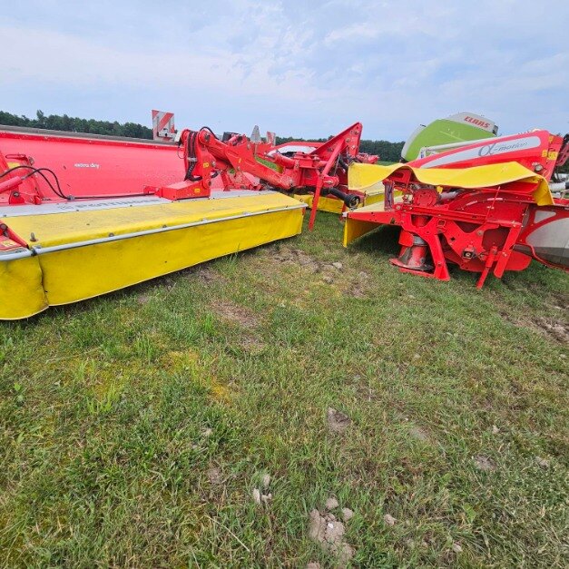 POTTINGER TRIPLE MOWERS