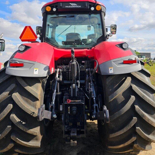 2022 McCormick X8.680