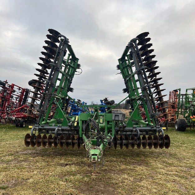 JOHN DEERE 726 CULTIVATOR