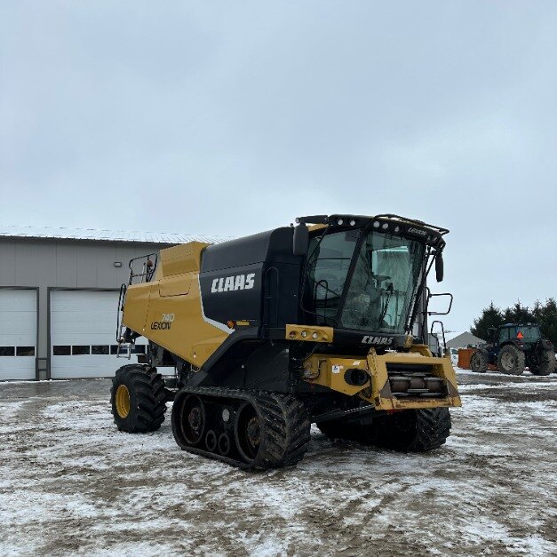 CLAAS LEXION 740