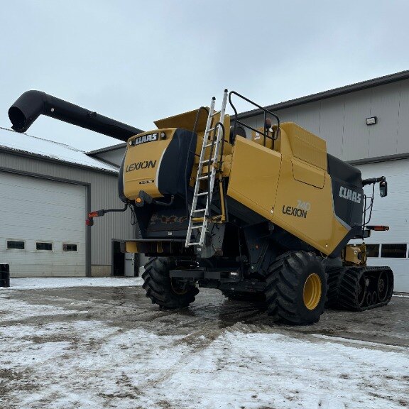 CLAAS LEXION 740