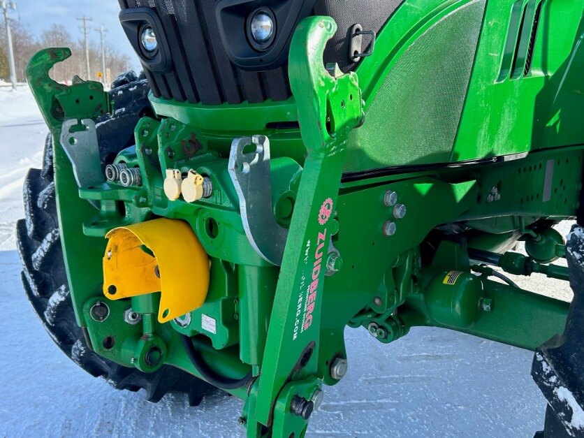 2015 JOHN DEERE 6150R