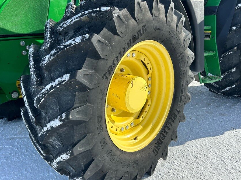 2015 JOHN DEERE 6150R