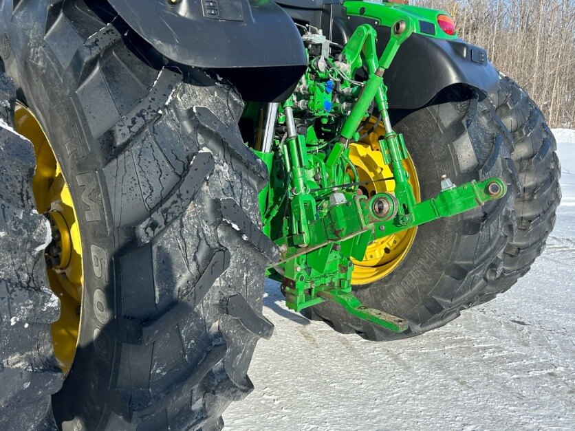 2015 JOHN DEERE 6150R