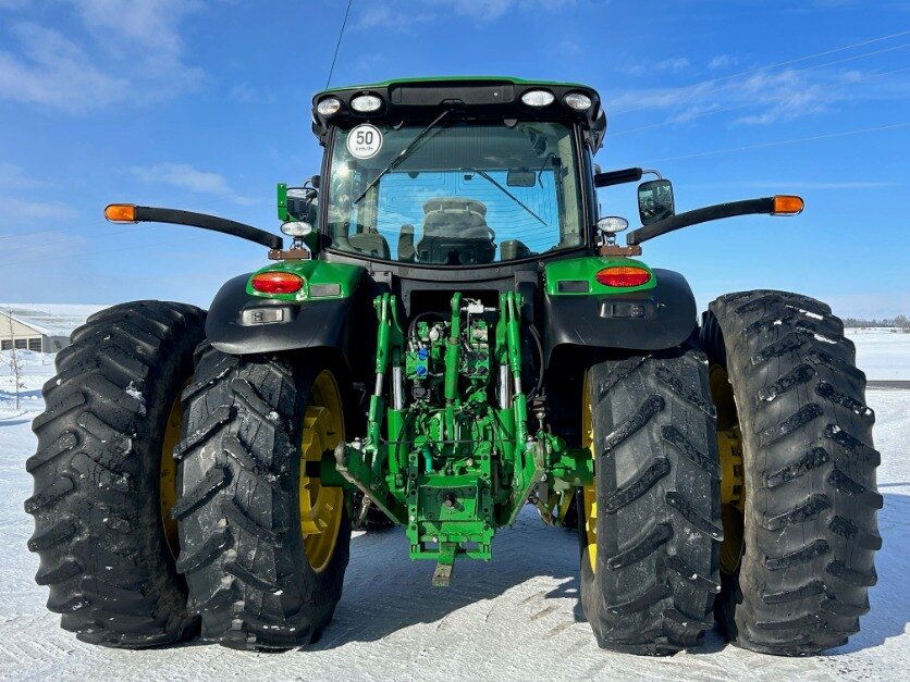 2015 JOHN DEERE 6150R